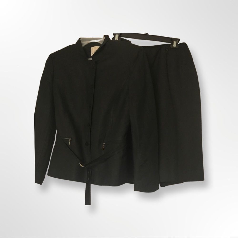 Black woman suit